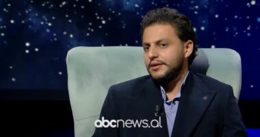 “E nisa rrugën e muzikës lirike, frymëzuar nga Vaçe Zela”, baritoni: Kur dëgjova për herë të parë “Valsin e lumturisë”…