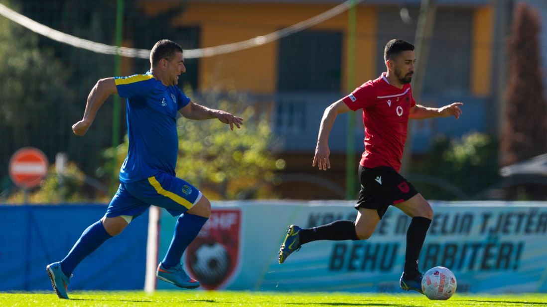 Kombëtarja shqiptare e veteranëve miqësore me holandezët e SC Jekerdal, luhet në “Shtëpinë e Futbollit”