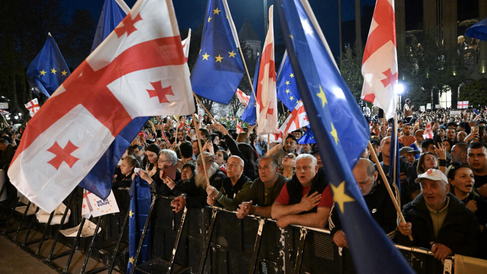 Protestat kundër projektligjit për “agjentët e  huaj” në Gjeorgji, 63 protestues të arrestuar