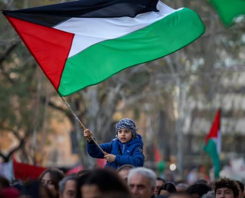 Pas Spanjës, Irlanda dhe Norvegjia njohin zyrtarisht shtetin palestinez