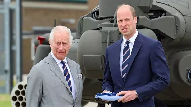 Mbreti Karli III nderon të birin, Princin William me titullin e nderit