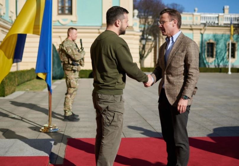 Suedia miraton 6.5 miliardë euro ndihmë ushtarake për Ukrainën