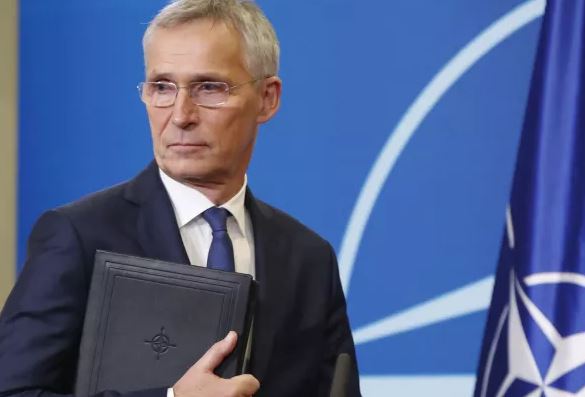 Stoltenberg: Të rishikohet kufizimi i përdorimit të armëve perëndimore brenda territorit rus