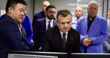 Projekti “Smart City” merr jetë, Balla firmos marrëveshjen në Abu Dhabi