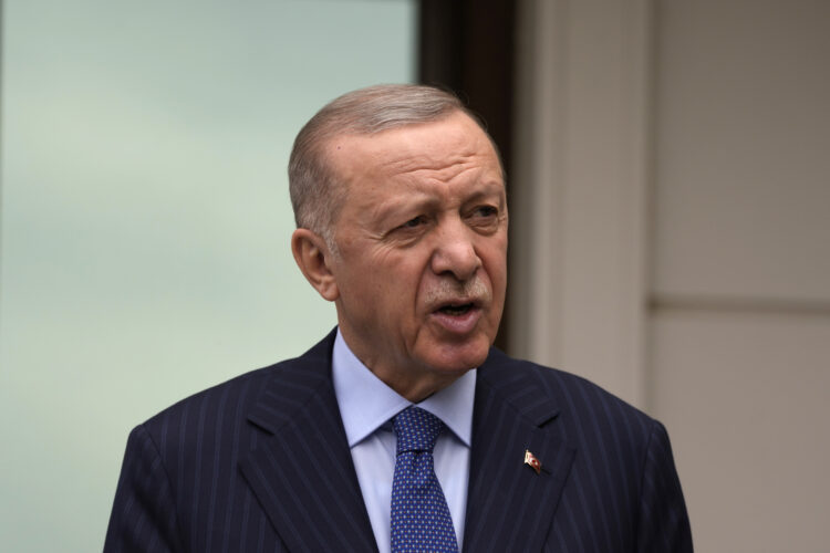 Erdogan: Më shumë se 1000 anëtarë të Hamasit janë shtruar në spital në Turqi