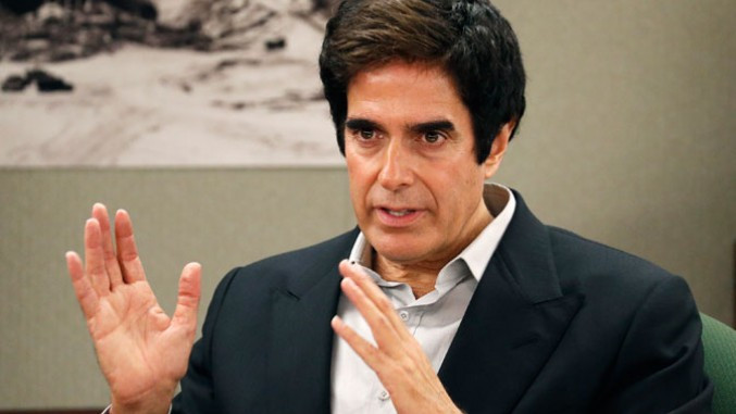 Magjistari i famshëm David Copperfield u akuzua për ngacmim nga 16 gra