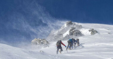 Dy skiatorë vdesin nga orteku në Amerikë