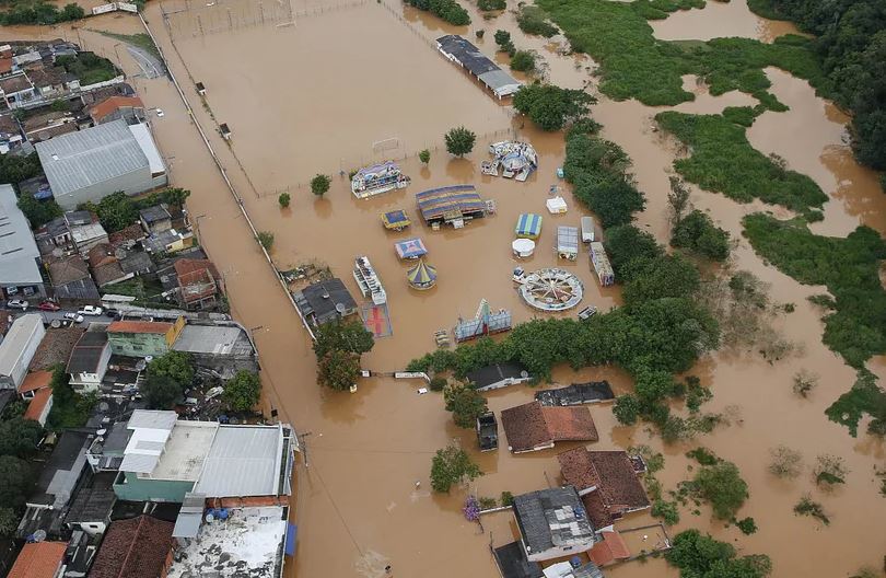 Përmbytje vdekjeprurëse në Brazil, 5 të vdekur dhe 18 të zhdukur