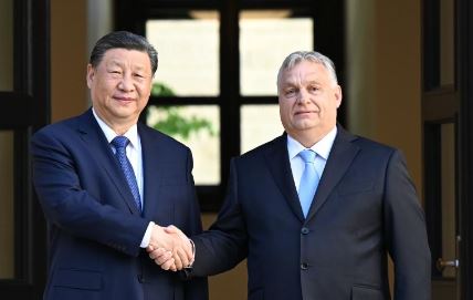 Orban takohet me Xi Jinping: Kina, një ndër shtyllat e rëndit të ri botëror