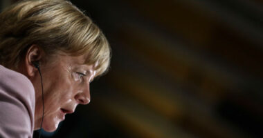 Angela Merkel po shkruan një libër me kujtime prej 700 faqesh të quajtur “Liria”.