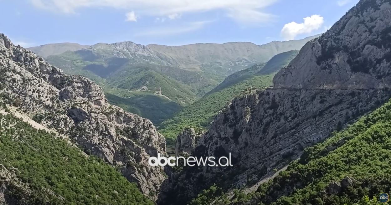 Parku Natyror i Qafështamës/ Preferohet për bukuritë natyrore, klimën dhe burimet ujore