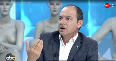 Miratimi i rezolutës për “Srebrenicën”/ Gjinishi: Konfirmoi dështimin e diplomacisë serbe! Kulla: Vuçiç ka për qëllim krijimin e “Botës Serbe”