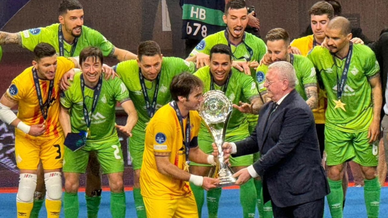 Palma fiton Futsal Champions League, Duka i jep trofeun kampionëve të Europës