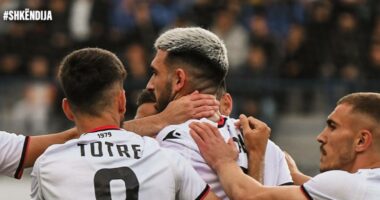 Shkëndija mund Shkupin në përballjen për titull, “Kuqezinjtë” vendosin gjithçka në përballjen ndaj Strugës