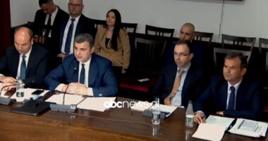 Skandali me mikrokreditë/ Reagimi i parë i guvernatorit: U bllokuan llogaritë. Pezulluam “peshkaqenët”