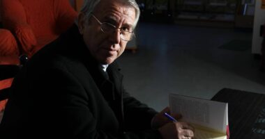 Ndahet nga jeta mjeshtri i poezisë lirike, Skënder Rusi