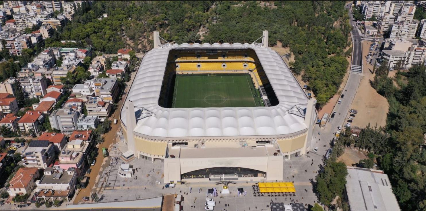 Finalja e Conference League/ Frika nga tifozët rivalë vendas të Olympiacos, policia greke në alarm