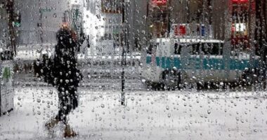 Ulje temperaturash dhe reshje shiu, parashikimi i motit për fundjavën