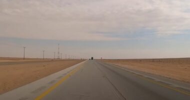 VIDEO/ Kjo është autostrada më e mërzitshme në botë, nuk ka asnjë kthesë apo kodër