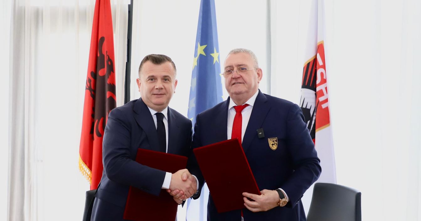 Garantimi i rendit dhe sigurisë publike në mjediset sportive, FSHF nënshkruan memorandum bashkëpunimi me Ministrinë e Brendshme