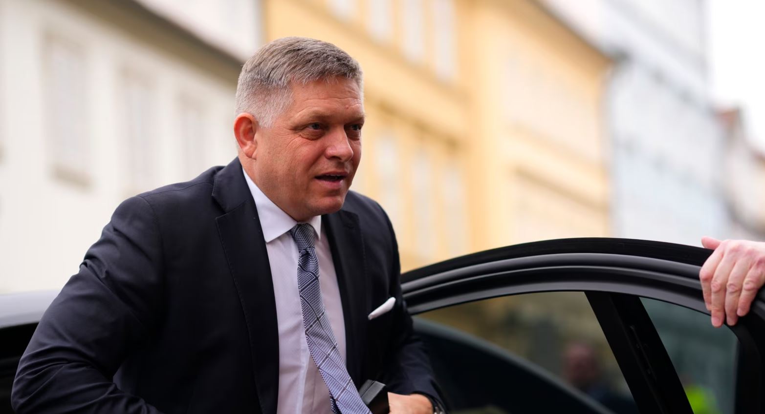 Atentati ndaj Robert Ficos/ Autoritetet sllovake, dyshime se autori mund të mos ketë vepruar i vetëm