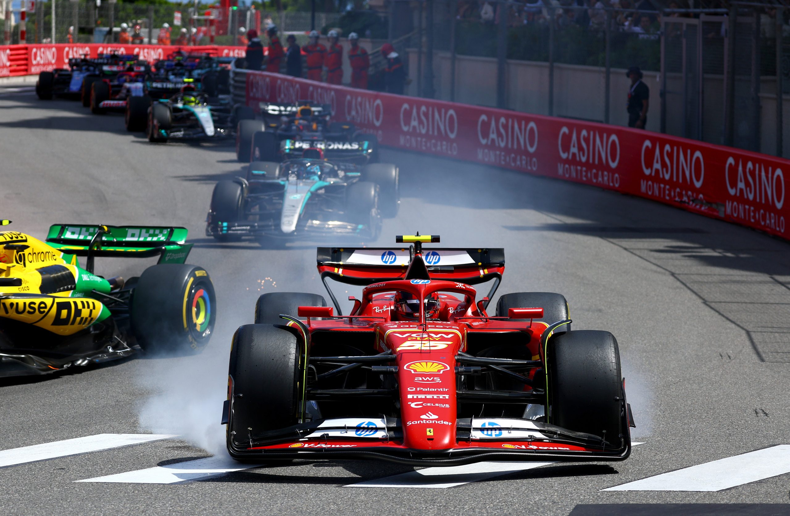 Formula 1/ Leclerc i Ferrarit fiton Çmimin e Madh të Monaco