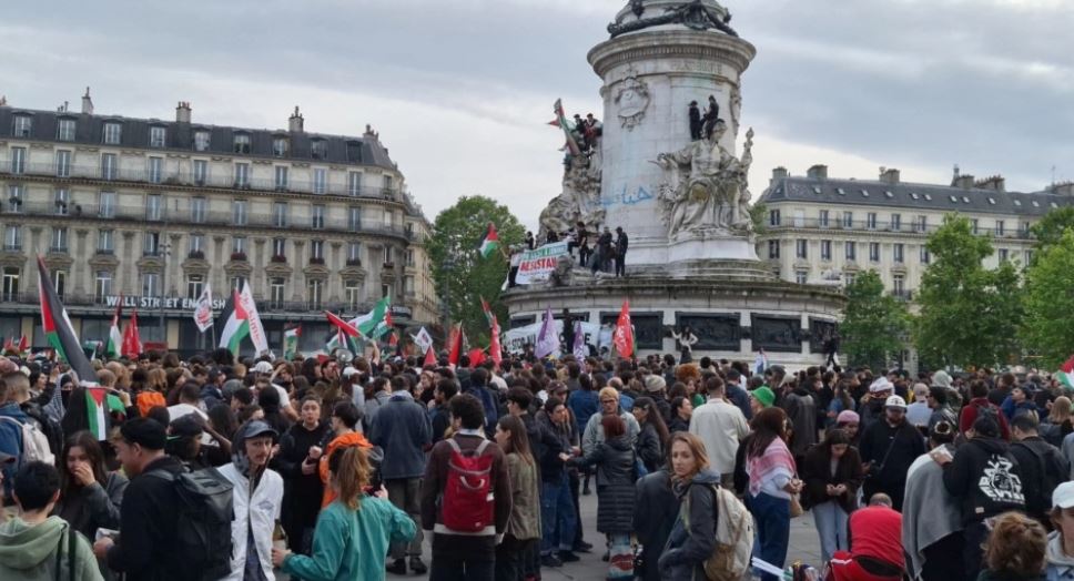 VIDEO/ “Ne jemi fëmijët e Gazës”, mijëra qytetarë protestojnë në Paris, thirrje për t’i dhënë fund bombardimeve
