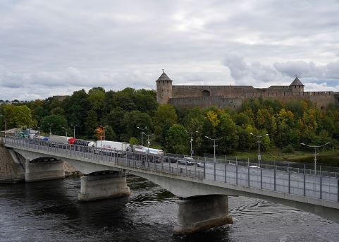 Estonia mbyll pikën kufitare me Rusinë gjatë natës