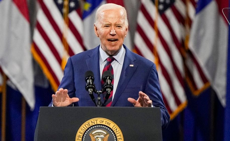 Biden do t’u japë status ligjor 500,000 bashkëshortëve pa dokumente