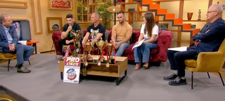 Kampionati Ballkanik në bodybuilding natyral organizohet për herë të parë në vendin tonë, kush janë shqiptarët që kanë rrëmbyer kupat në botë