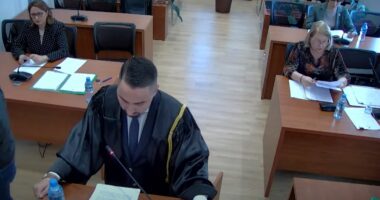 Komisionet Hetimore/ Kushtetuesja rrëzon “Rithemelimin”, refuzon pezullimin e ligjit