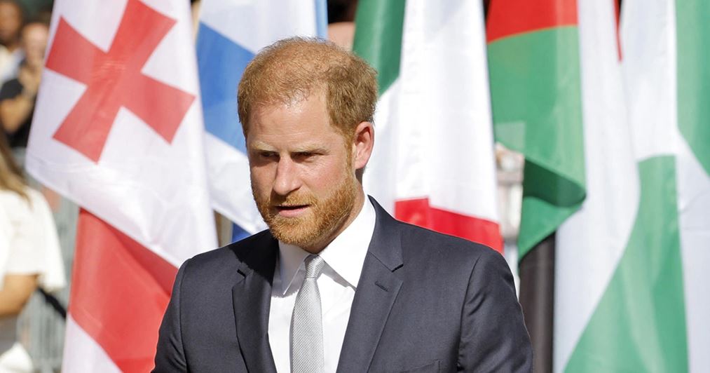 Princi Harry kthehet në Britani, do të takohet me Mbretin Karli III