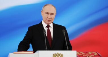 Putin: Me kë do të negociojmë? Zelensky nuk është lider legjitim i Ukrainës, i ka mbaruar mandati