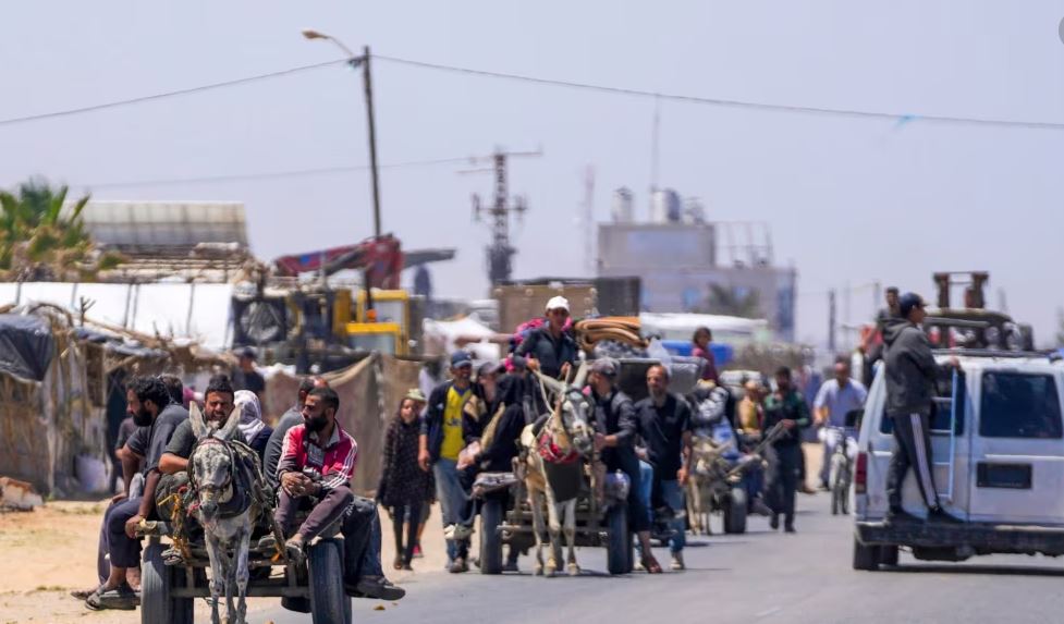 Rreth 1 milion palestinezë janë zhvendosur nga Rafah