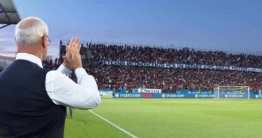 Mes duartrokitjeve dhe lotëve, Ranieri i jep fund karrierës si trajner