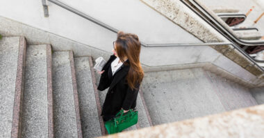 Ngjitja e shkallëve do t’ju ndihmojë të jetoni më gjatë, sipas një studimi