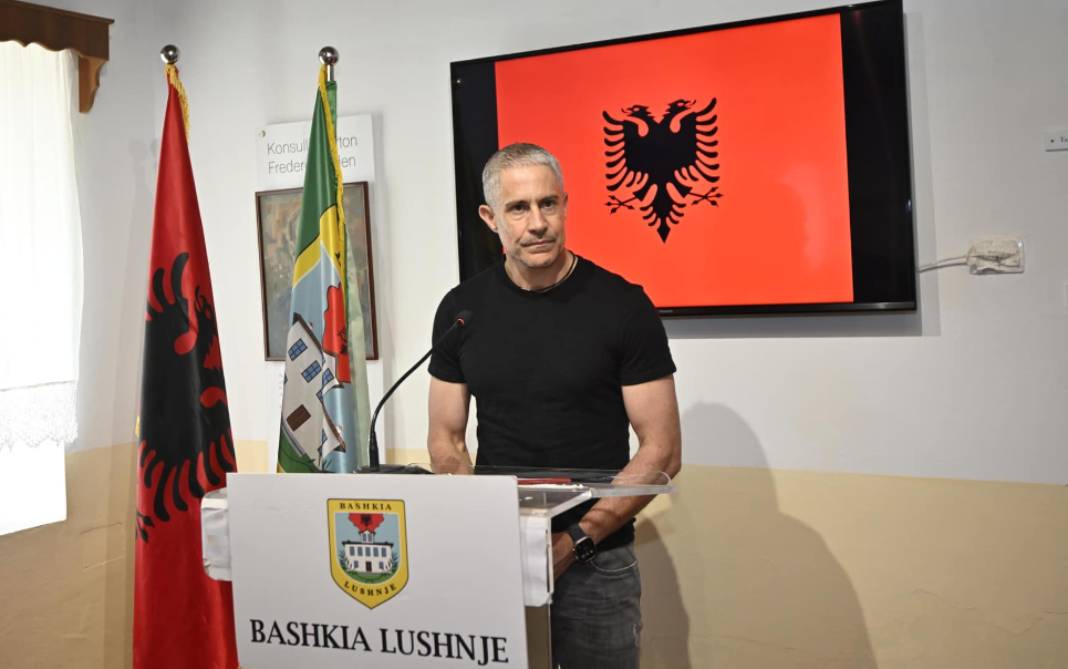 Qytetari më i ri i Lushnjes, Sylvinho: Tashmë kemi një sfidë shumë të rëndësishme