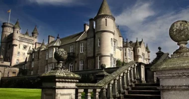 Pse kështjella Balmoral është kaq e rëndësishme për familjen mbretërore britanike