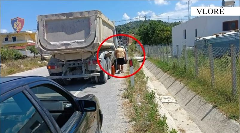 VIDEO/ Vidhnin sasi karburanti në një firmë ndërtimi, dy të arrestuar në Vlorë