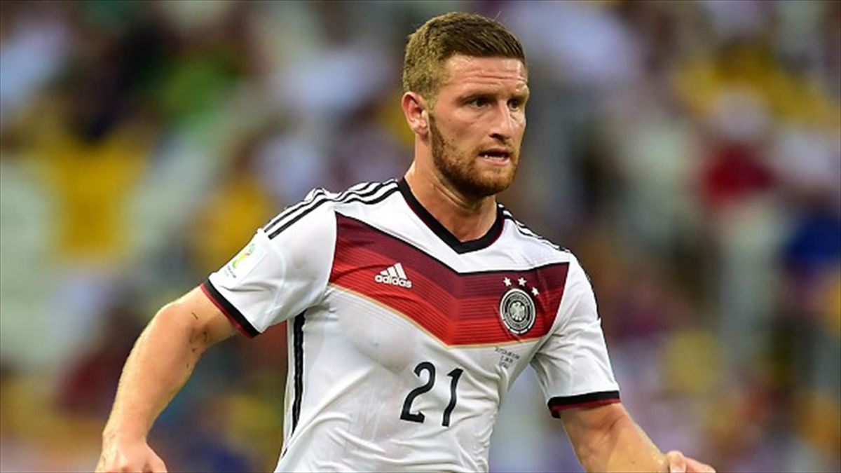 Mustafi nuk i ndahet “Pancerave”, ish-kampioni i botës i bashkohet stafit të “Die Manschaft”