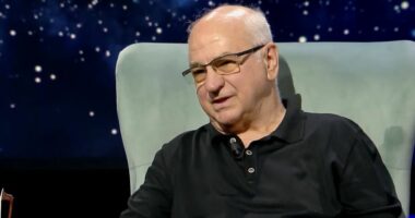 Rrëfehet violinisti Arben Kadesha: Im atë më shtyu drejt muzikës, kur e futa në Lice e ndjeja që jeta ime ishte violina