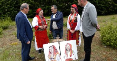 “Shebenik-Jabllanicë” frymëzim për artistët/ Mbi 35 piktorë në Parkun Kombëtar, realizojnë 60 punime