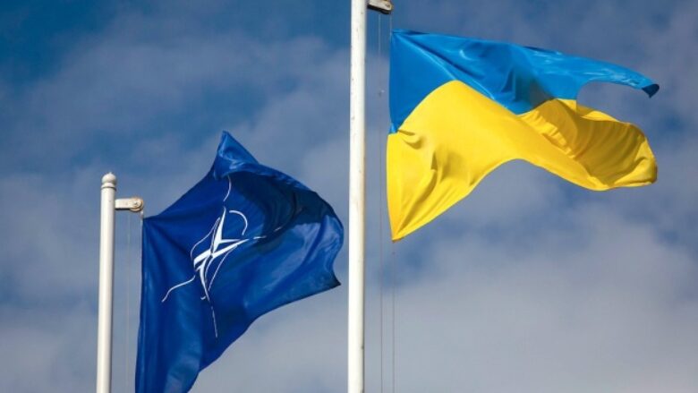 Shtëpia e Bardhë: Ukraina duhet të fitojë luftën për t’u anëtarësuar në NATO