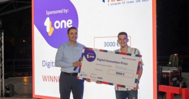 One Albania mbështet sipërmarrësit e ardhshëm të TiranaInc., dhuron çmimin për Digital Innovation