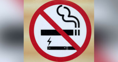 Australia planifikon të ndalojë shitjen e cigareve elektronike përveç se në farmaci