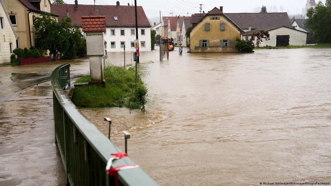 Moti i keq, Gjermania shpall gjendjen e jashtëzakonshme në disa zona