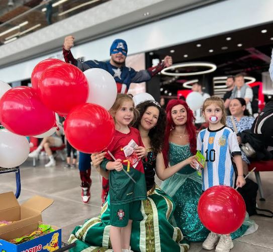 1 Qershori vjen me atmosferë festive për fëmijët në Aeroportin Ndërkombëtar të Tiranës