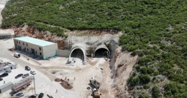 Tuneli i Llogarasë/ Rama ndan pamjet: Puna vijon për finalizimin e tij