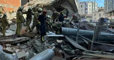 Shembet një ndërtesë 4-katëshe në Stamboll, raportohet për persona të bllokuar nën rrënoja