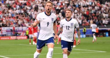 Kane mes legjendave, “bomberi” anglez barazon rekordin e ish-“yjeve” të Anglisë